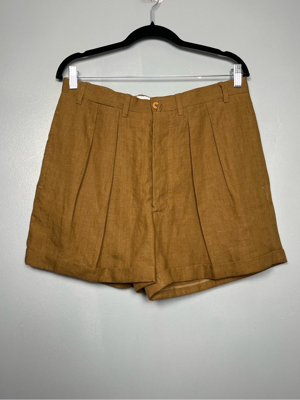 Men's Flat Front Linen-Blend Shorts in Brown